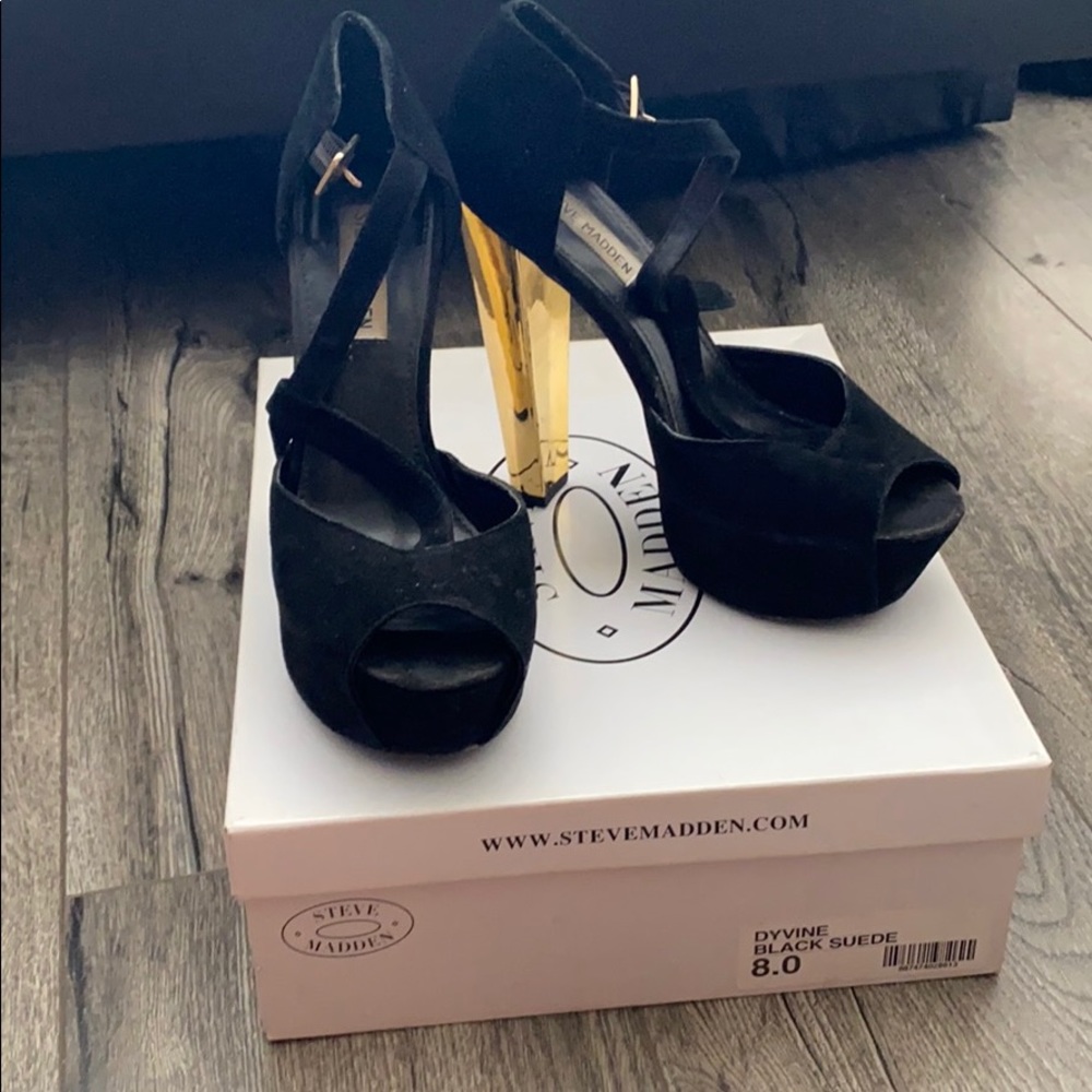 Steve Madden pumps